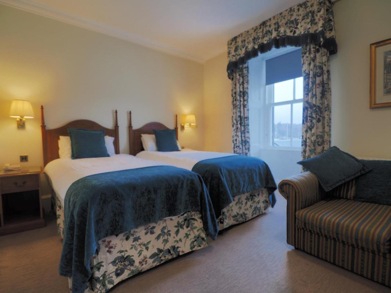 Royal Hotel Stornoway  Luaran gambar